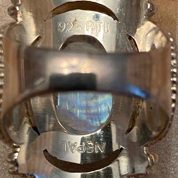 NEPAL Large Sterling Silver 925 Quartz Ring With Blue Topaz Sz 8- Vintage - Picture 9 of 10